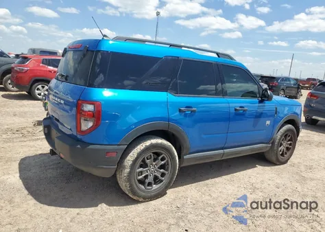 2022 Ford Bronco Sport Big Bend z USA, uszkodzony, nr VIN 3FMCR9B65NRE09915